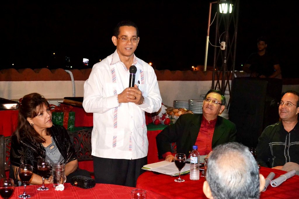 El senador José Rafael Vargas en la actividad de los comunicadores